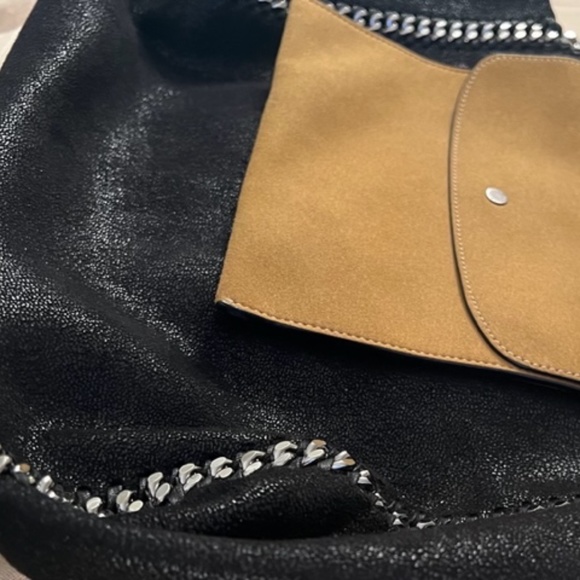 STELLA MCCARTNEY FALA BELLA TOTE - BLACK/REVERSIBLE CAMEL WITH SILVER HARDWARE - Picture 5 of 10